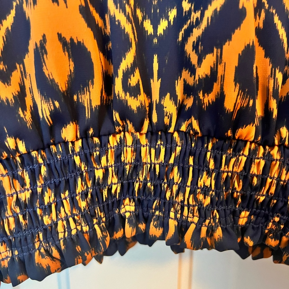 Chic Orange And Black Patterned Blouse - image 4